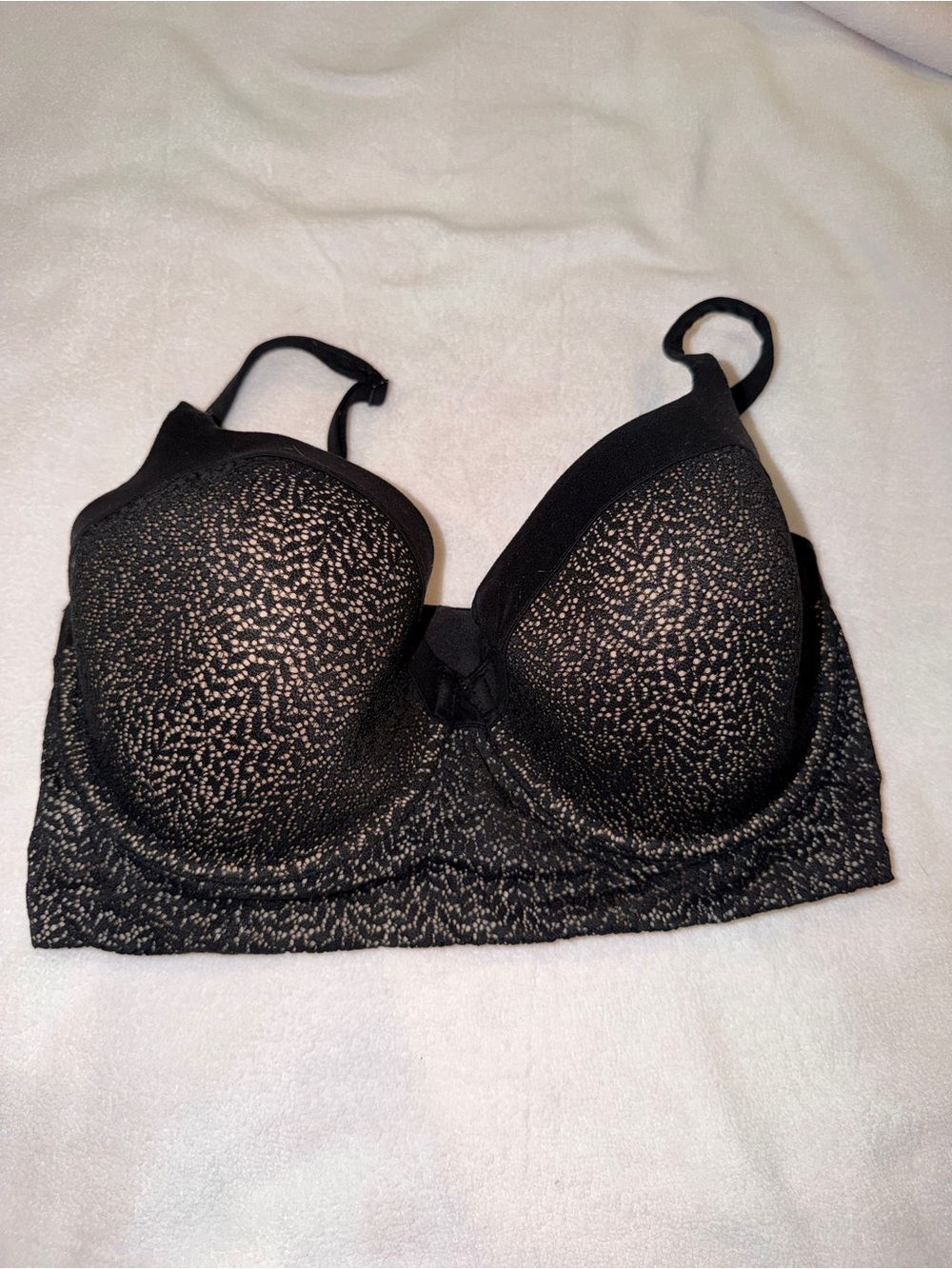 Vintage 2017 Victoria Secret Black Lace-Effect T-Shirt Bra - Women's Intimates